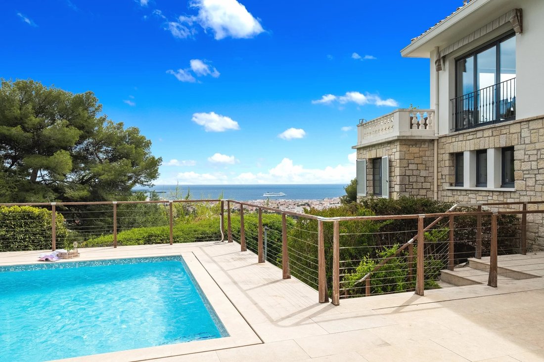Villa in Cannes, Provence-Alpes-Côte d'Azur, France 5 - 15751827