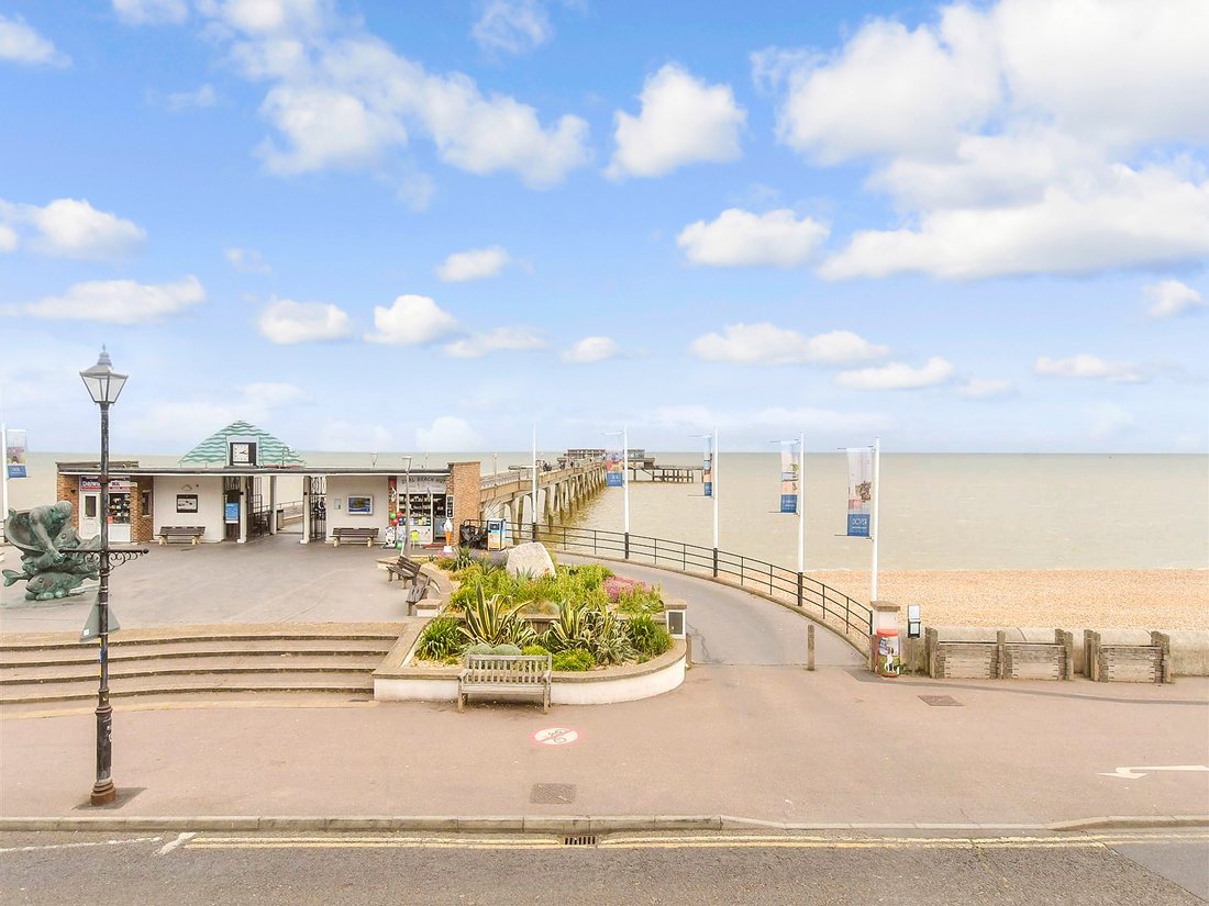 House in Deal, England 2 - 15753031
