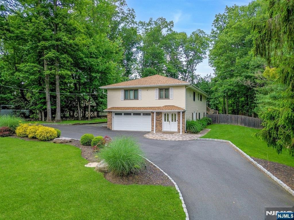 House in Saddle River, New Jersey, United States 3 - 15751910