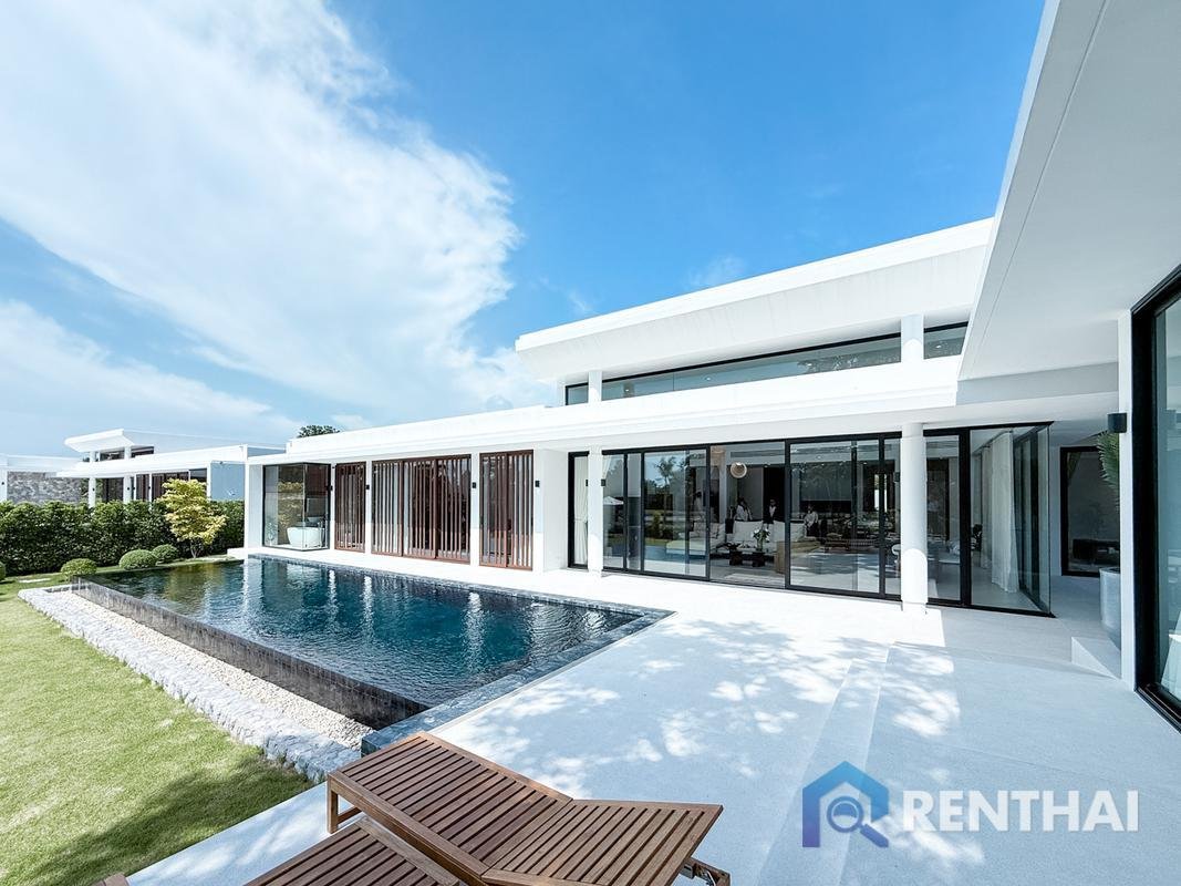 Villa in Bang Sare, Chon Buri, Thailand 1 - 15751536