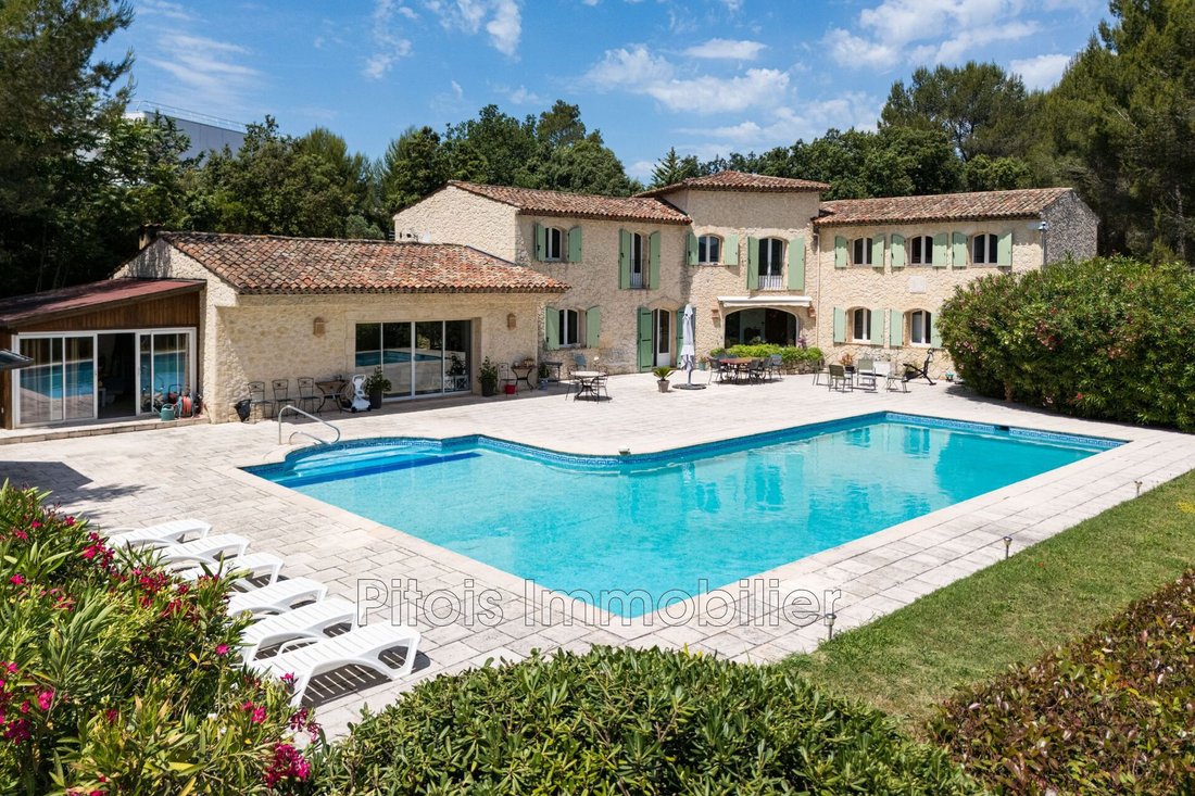 Villa in Les Indes les-Groulles, Mouans-Sartoux, France 3 - 15754501