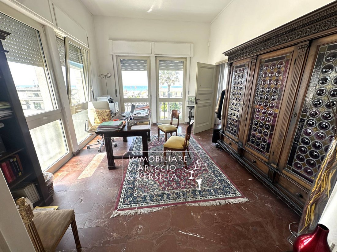 Apartment in Lungomare, Viareggio, Tuscany 1 - 15753628