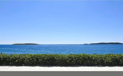 Villa in Dracevo Polje, Split-Dalmatia County, Croatia 1