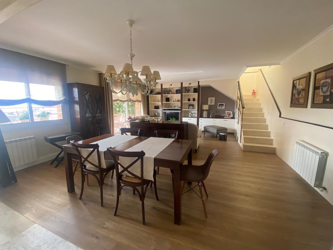 Penthouse in Tiana, Catalonia, Spain 3 - 15754329