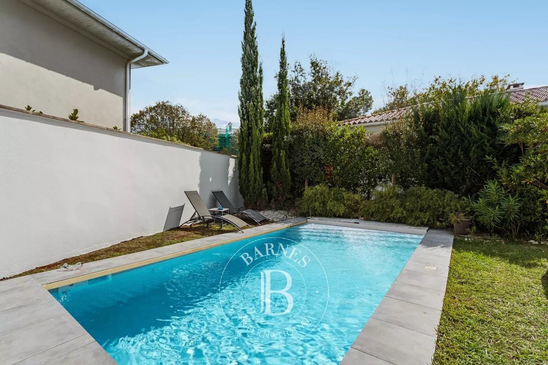 House in Les Rocailles-Lahouze, Biarritz, France 3 - 14034532