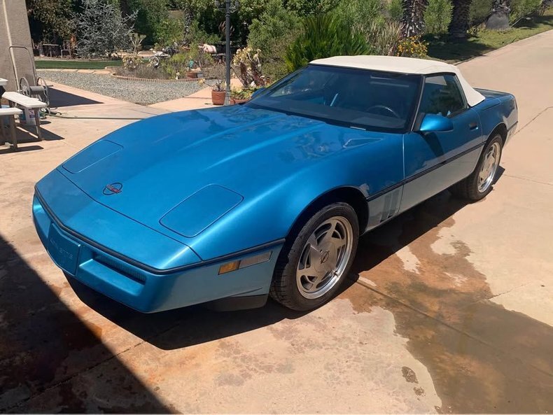 Cabriolet in Glendale, United States 2 - 15754585