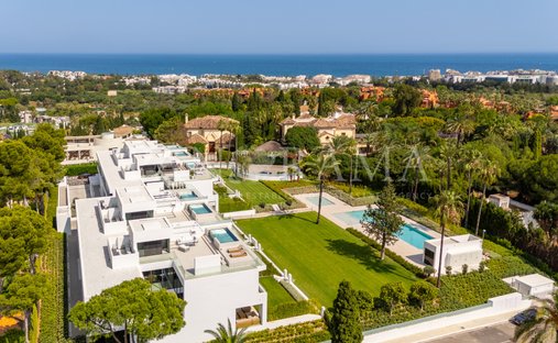Villa in Nueva Andalucia, Marbella, Spain 1