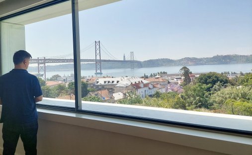 Villa in Alcantara, Lisbon, Portugal 1