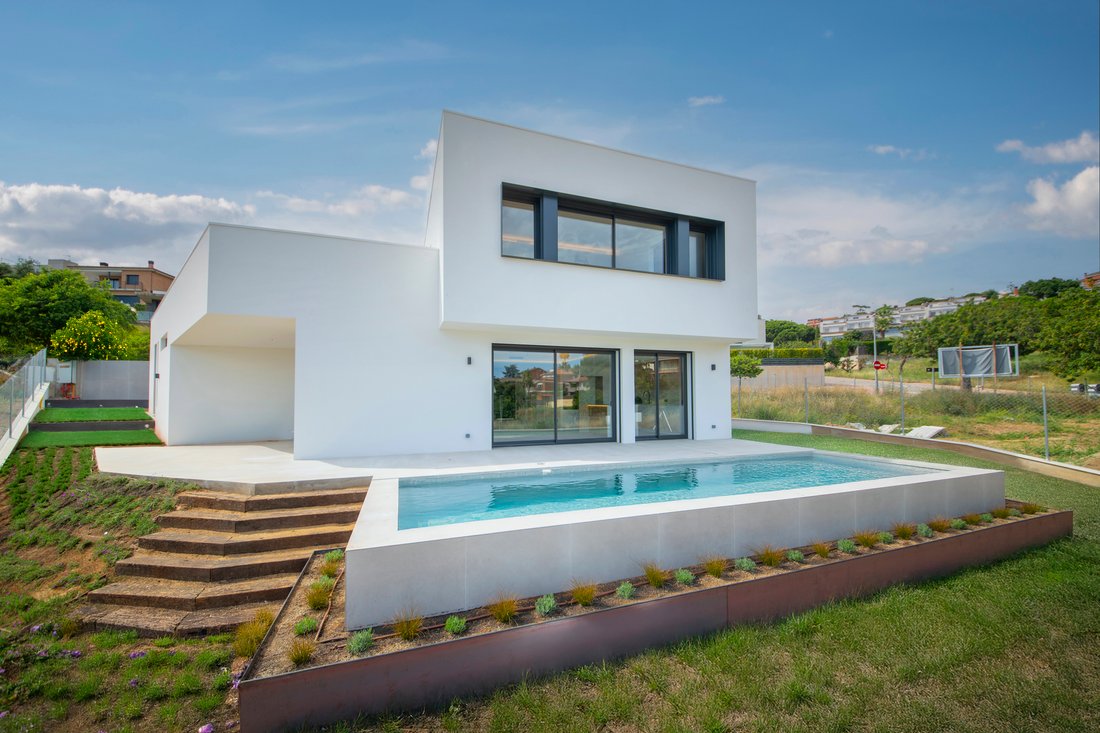Villa in Teia, Catalonia, Spain 2 - 15751719