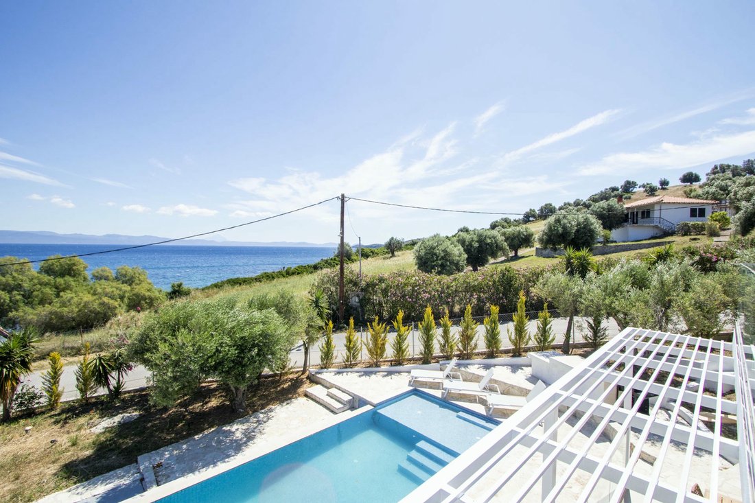 Villa in Nea Propontida, Macedonia and Thrace, Greece 2 - 15758690