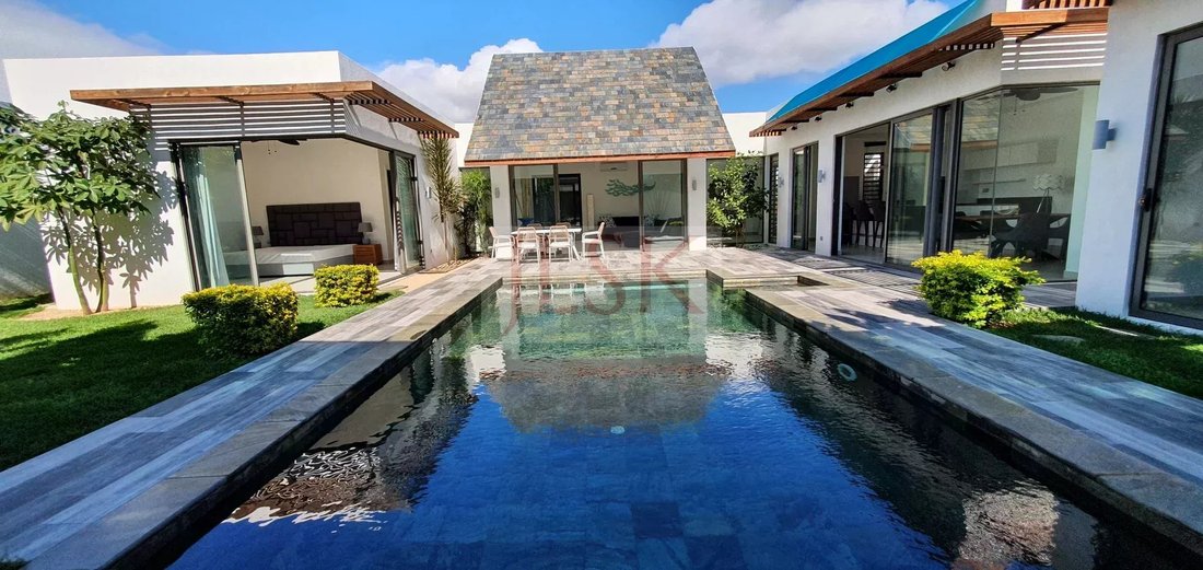 Villa in Grand Baie, Rivière du Rempart District, Mauritius 4 - 12889273