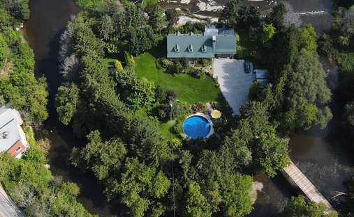 House in L'Épiphanie, Quebec, Canada 1