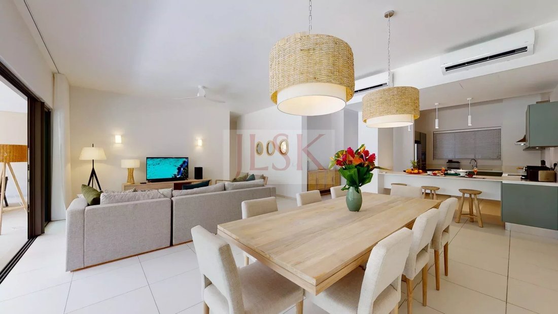 Apartment in Grand Baie, Rivière du Rempart District, Mauritius 1 - 12889296