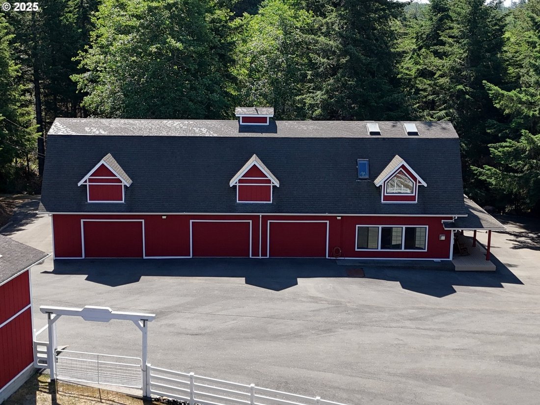 House in Brookings, Oregon, United States 3 - 15758766