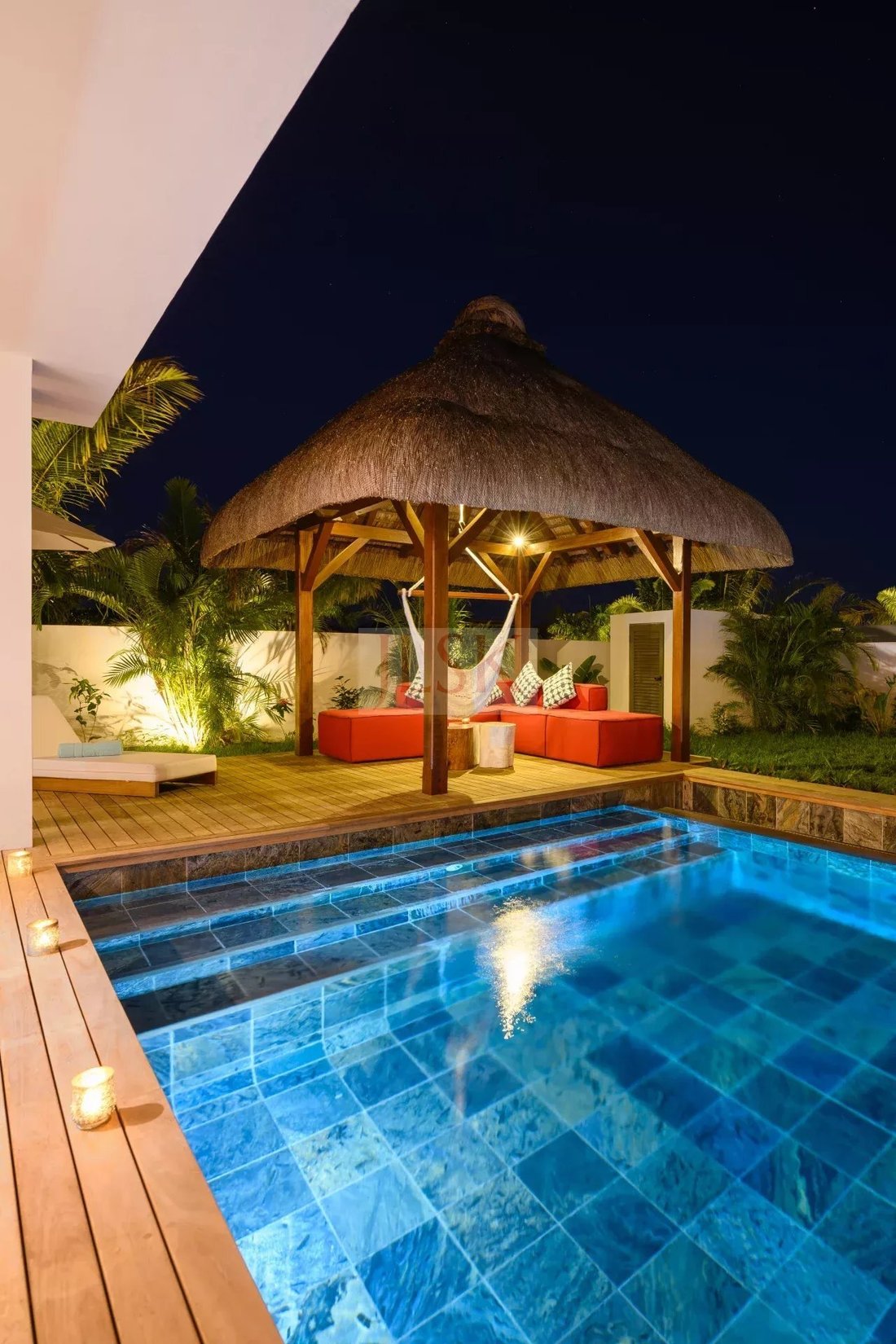 Villa in Grand Baie, Rivière du Rempart District, Mauritius 2 - 15021290