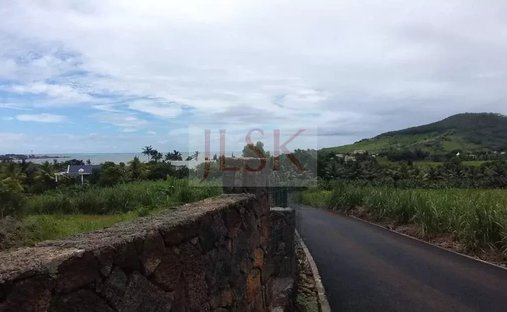 Land in Quatre Soeurs, Flacq District, Mauritius 1