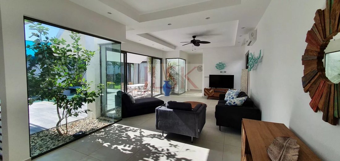 Villa in Grand Baie, Rivière du Rempart District, Mauritius 5 - 12889273