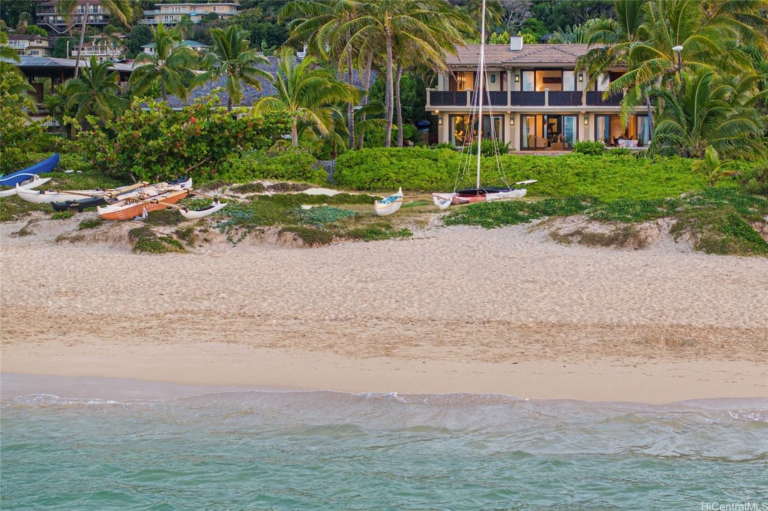 【kailuabeach】 NOYES RelaxedSofa\r
… Kailua Beach Adventures — Home - Kayaking in Kailua