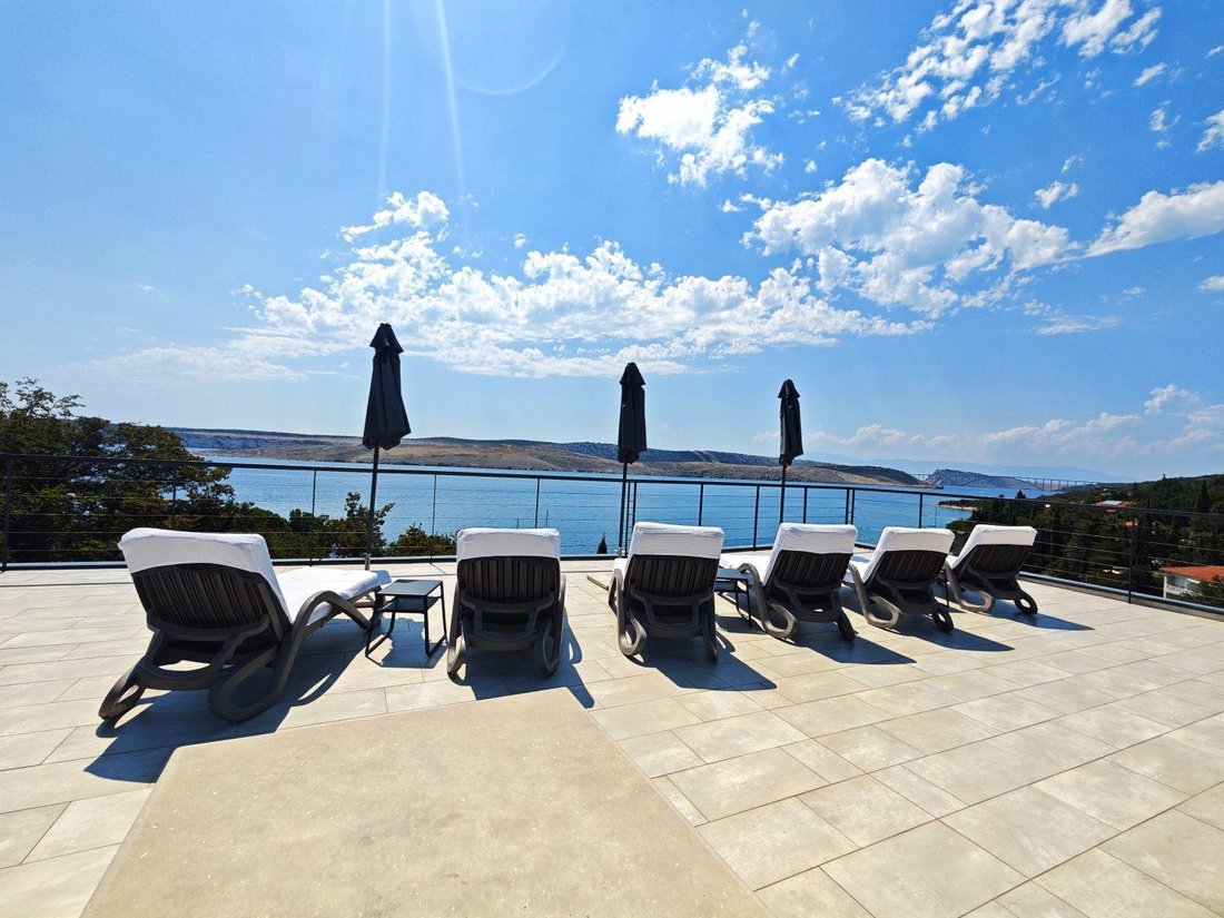 Villa in Grad Crikvenica, Primorje-Gorski Kotar County, Croatia 2 - 15759393