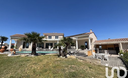 House in Moulin à Vent-Vertefeuille, Perpignan, France 1