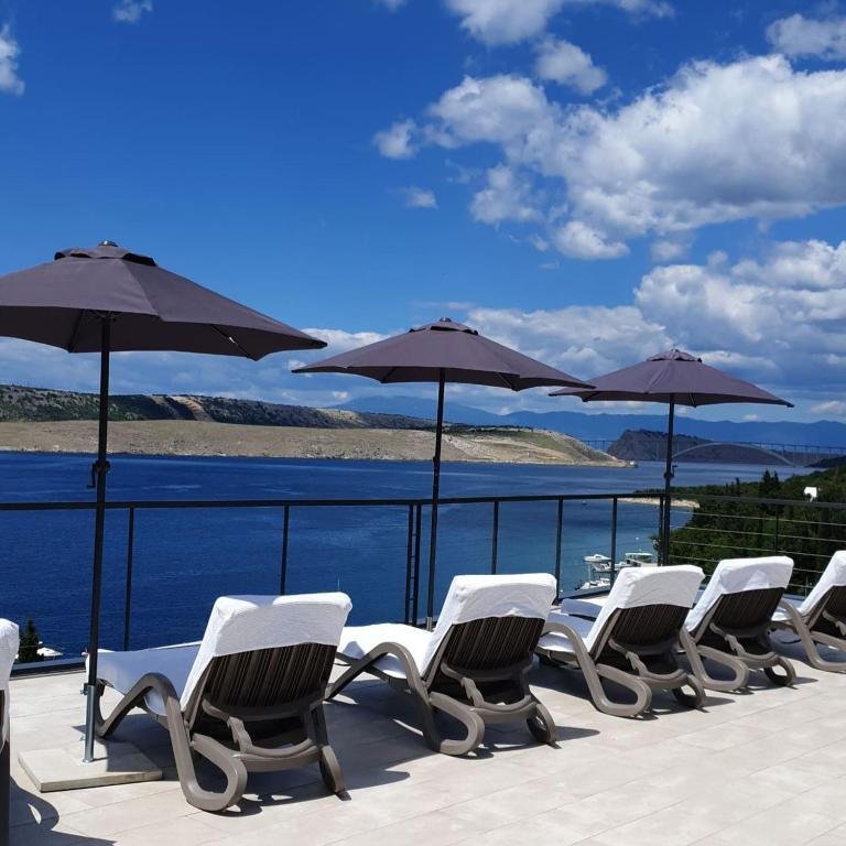 Villa in Grad Crikvenica, Primorje-Gorski Kotar County, Croatia 3 - 15759393