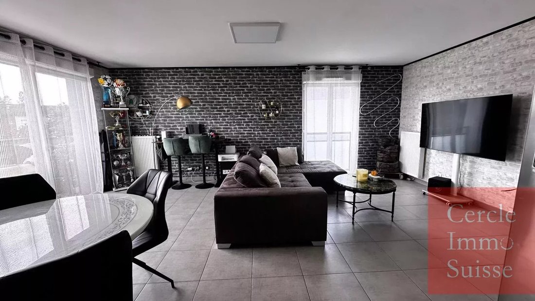 Apartment in Ouest, Saint-Genis-Pouilly, France 2 - 15756026