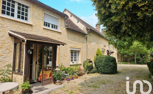 House in Cherisy, Centre-Val de Loire, France 1