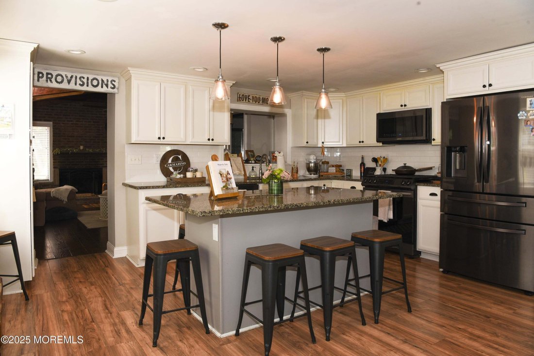House in Matawan, New Jersey, United States 1 - 15758364