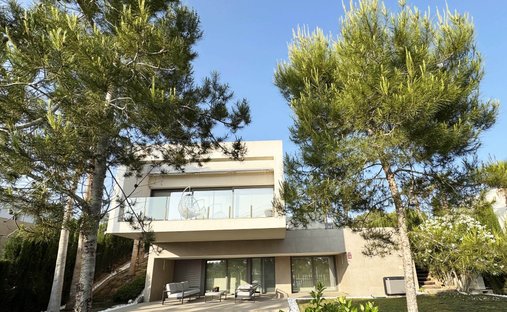 Villa in Orihuela, Valencian Community, Spain 1