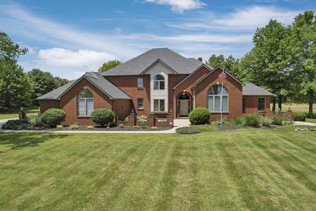 House in Pataskala, Ohio, United States 1 - 15756889
