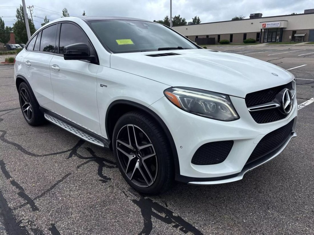Suv in Canton, MA, United States 5 - 15759130