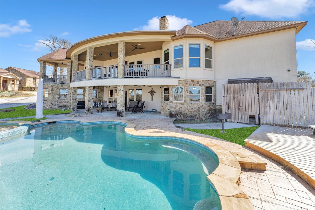 House in Oakhurst, Texas, United States 4 - 15338020
