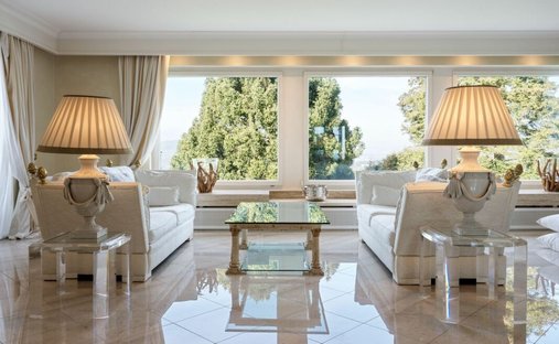 Villa in Uitikon, Zürich, Switzerland 1