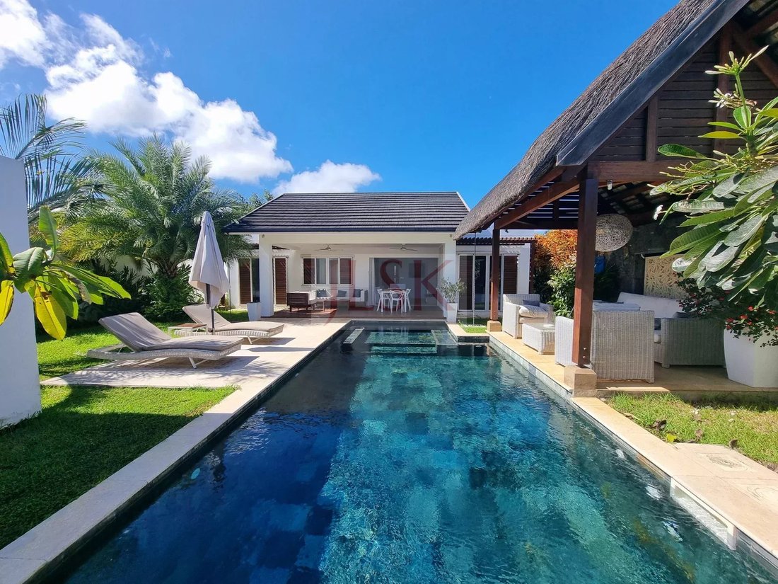 Villa in The Vale, Rivière du Rempart District, Mauritius 1 - 15623761