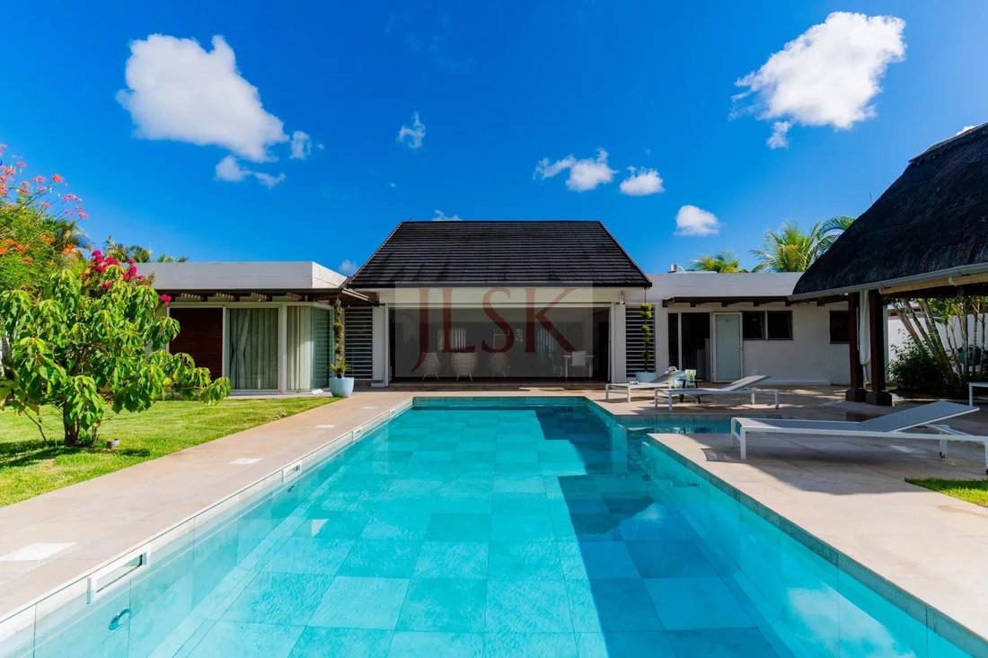 Villa in Grand Baie, Rivière du Rempart District, Mauritius 4 - 15122554