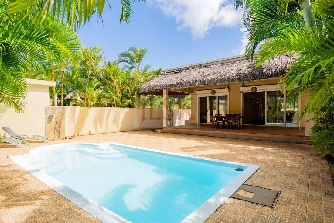 Villa in Pointe aux Biches, Pamplemousses District, Mauritius 2 - 15388751
