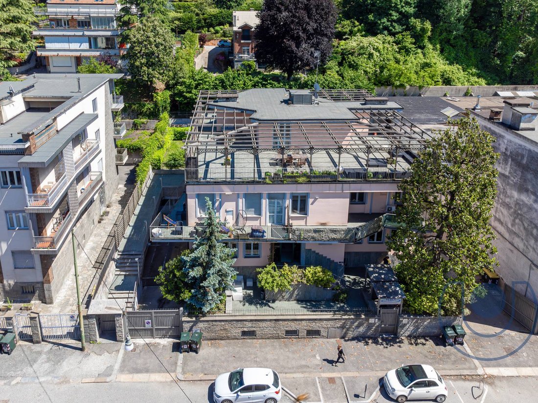 Cavoretto, Turin, Italy 1 - 15757555
