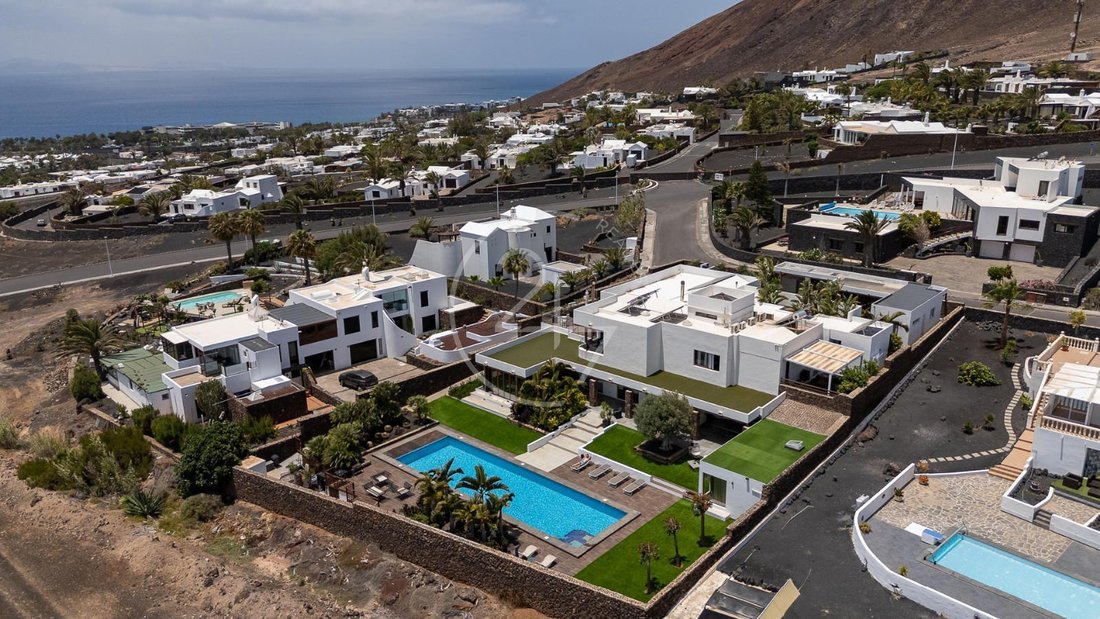 House in Playa Blanca, Yaiza, Spain 3 - 15760037