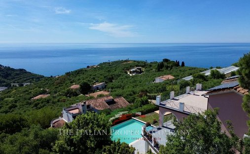Villa in Piani-Torrazza, Imperia, Ligurien 1