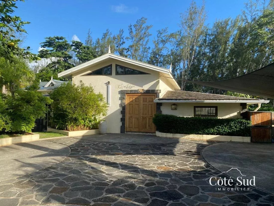 Villa in Souillac, Savanne District, Mauritius 1 - 15760011