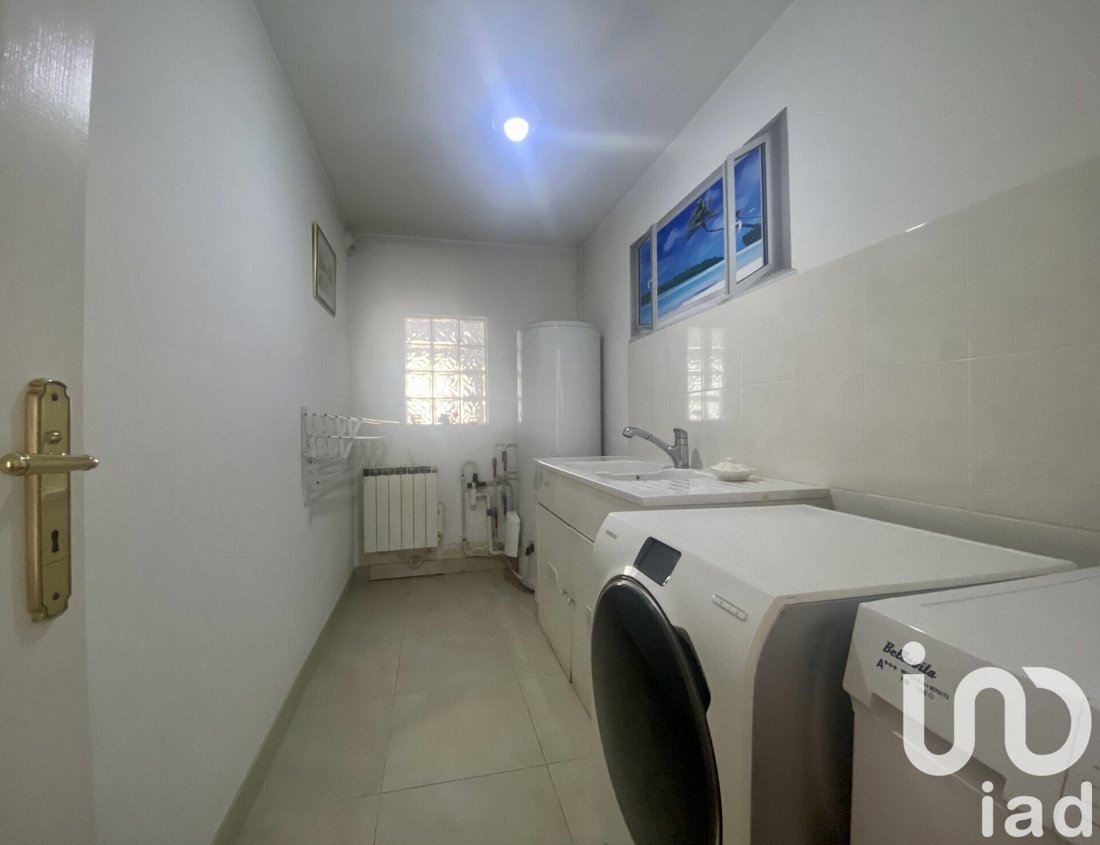 House in Neuilly-Plaisance, Ile-de-France, France 5 - 15761095