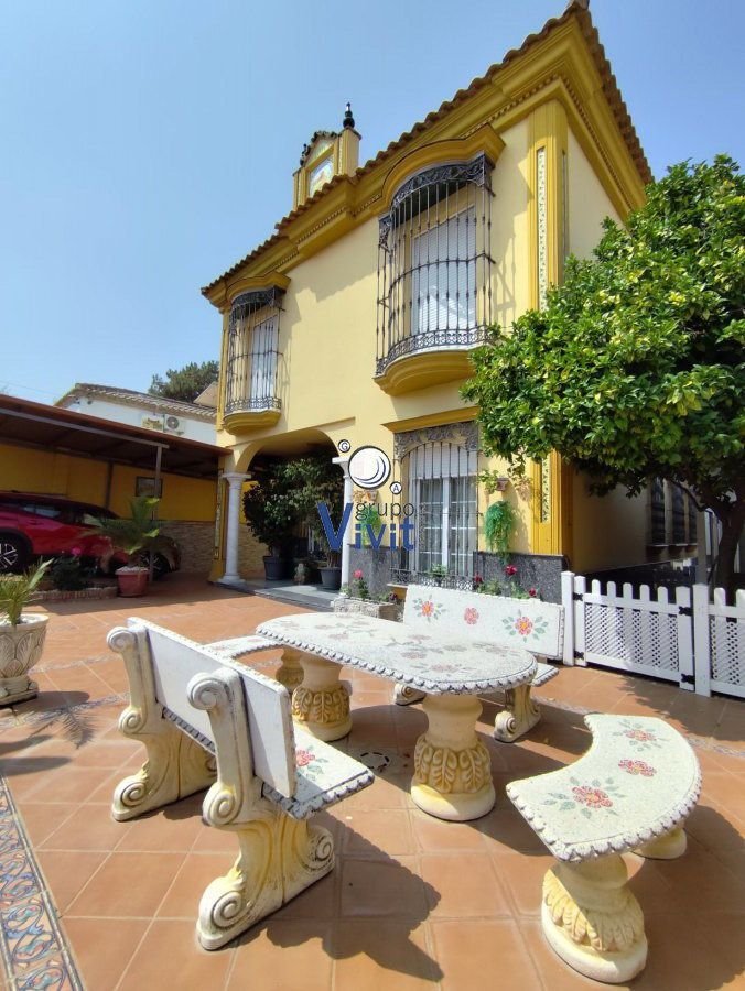 Chalet in Alcala de Guadaira, Andalusia, Spain 4 - 15556463