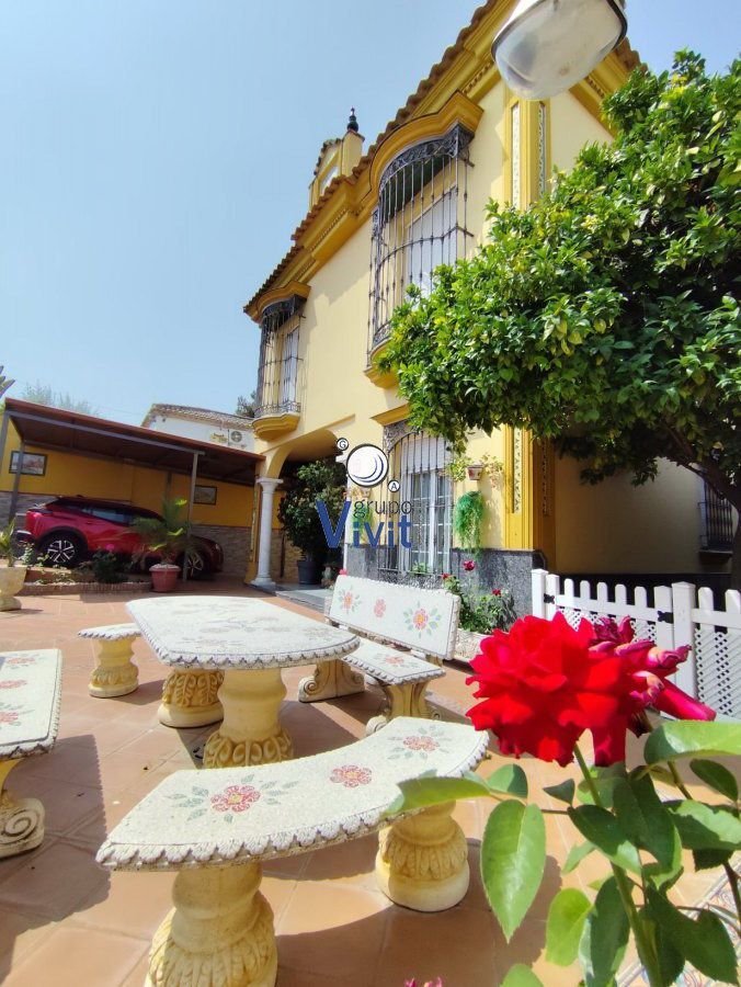 Chalet in Alcala de Guadaira, Andalusia, Spain 2 - 15556463