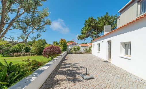 Villa in São João das Lampas, Lisbon, Portugal 1