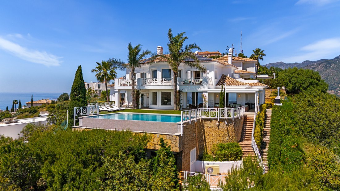Villa in Marbella, Andalusia, Spain 1 - 15760435