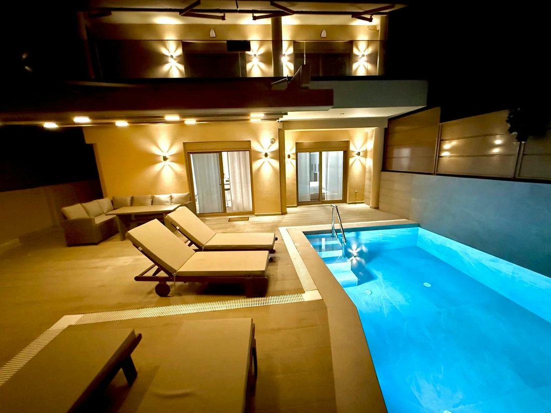 Villa in Lefkada Commune, Peloponnese, Western Greece and the Ionian, Greece 2 - 15760649