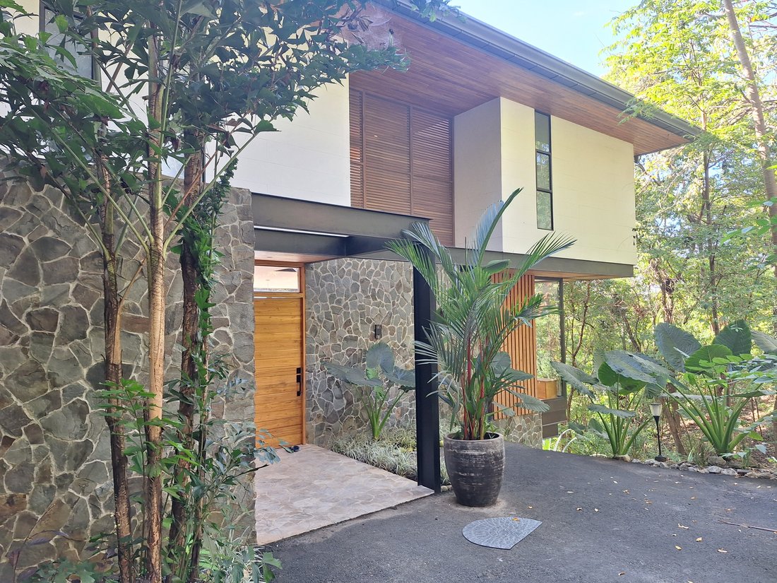 Villa in Santa Teresa Beach, Puntarenas Province, Costa Rica 2 - 15760619