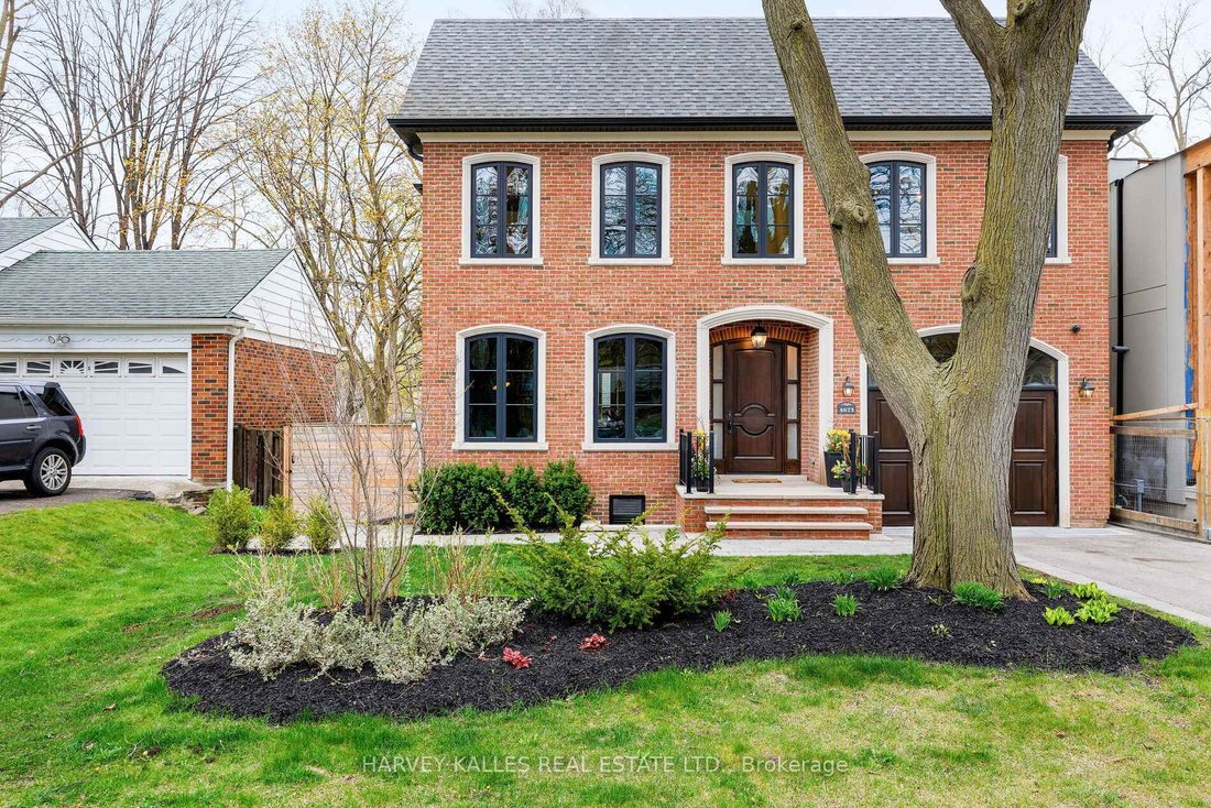 House in Toronto, Ontario, Canada 3 - 15761930