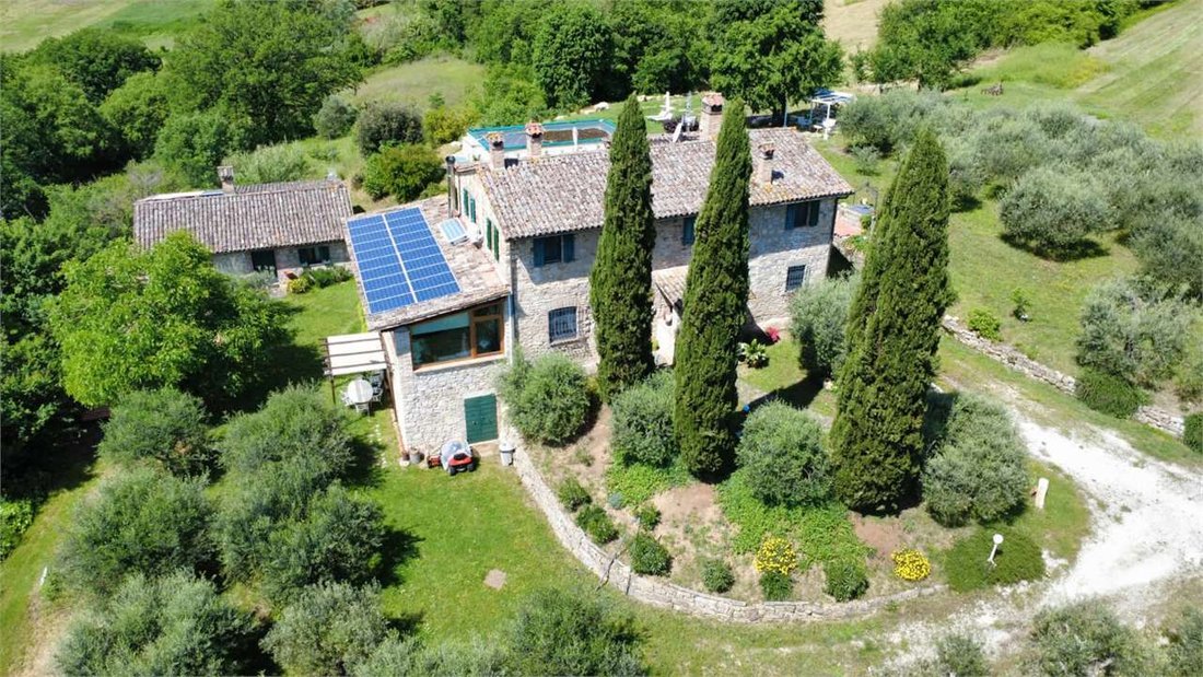 Estate in Monte Castello di Vibio, Umbria, Italy 4 - 15761519