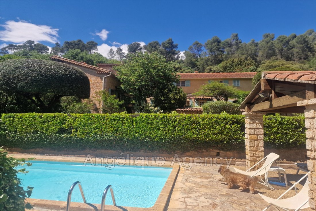 Villa in Entrecasteaux, Provence-Alpes-Côte d'Azur, France 4 - 15761521
